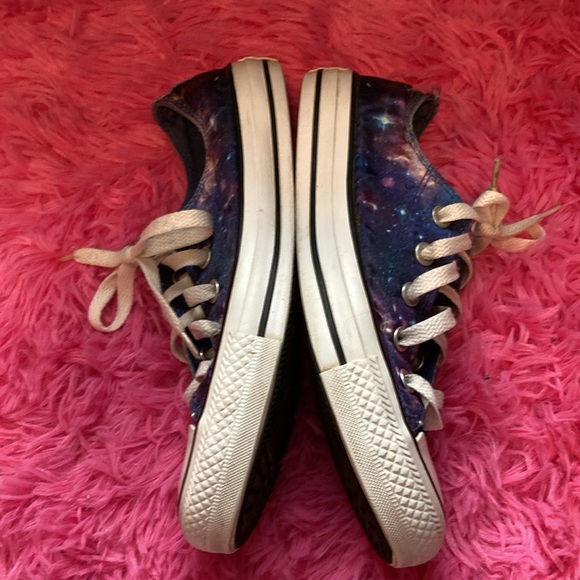 Converse All Star women’s Cosmic Galaxy print low top sneakers size 6 - Picture 11 of 12